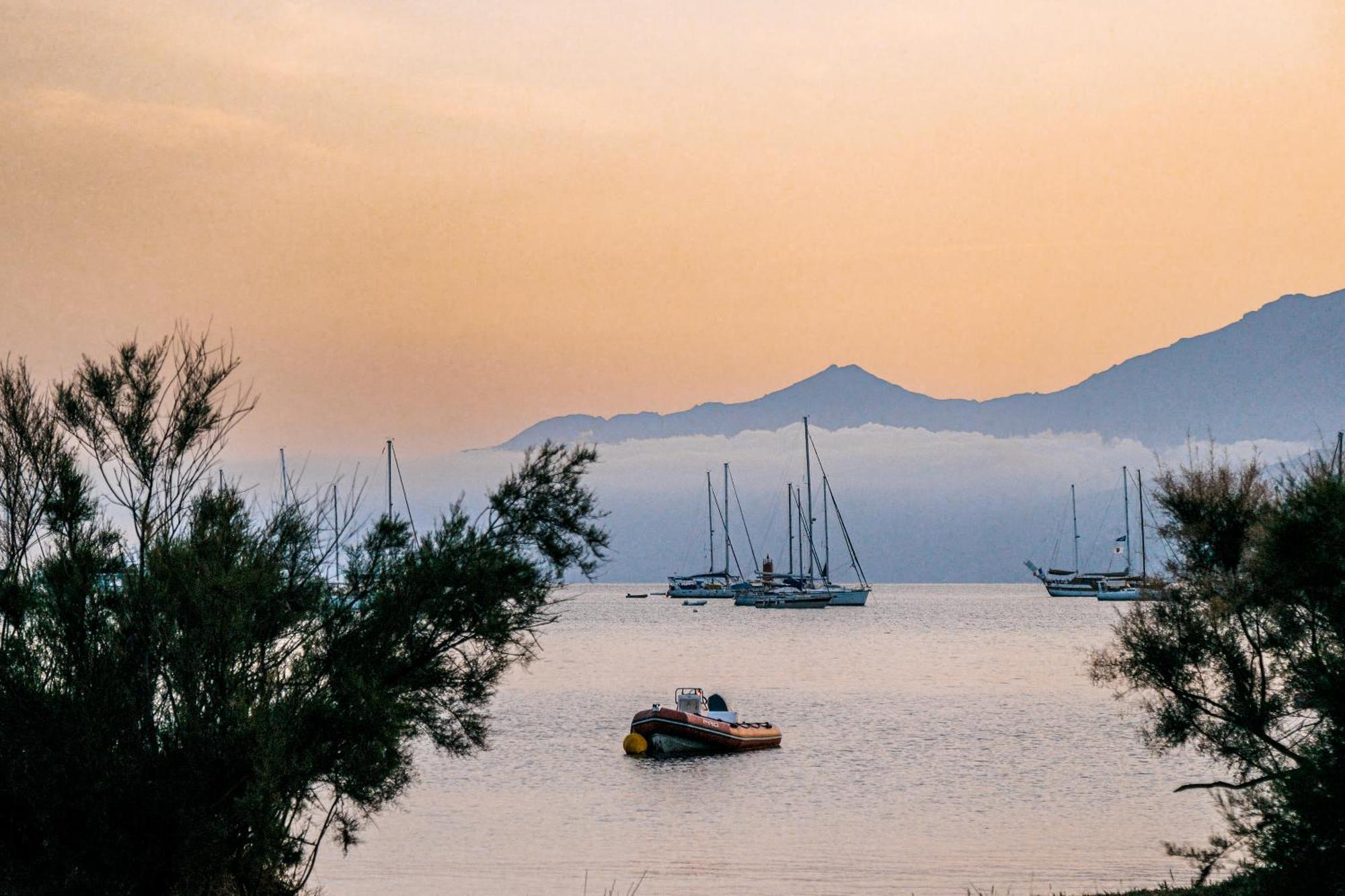 U Pezzo Otel Saint-Florent  Dış mekan fotoğraf